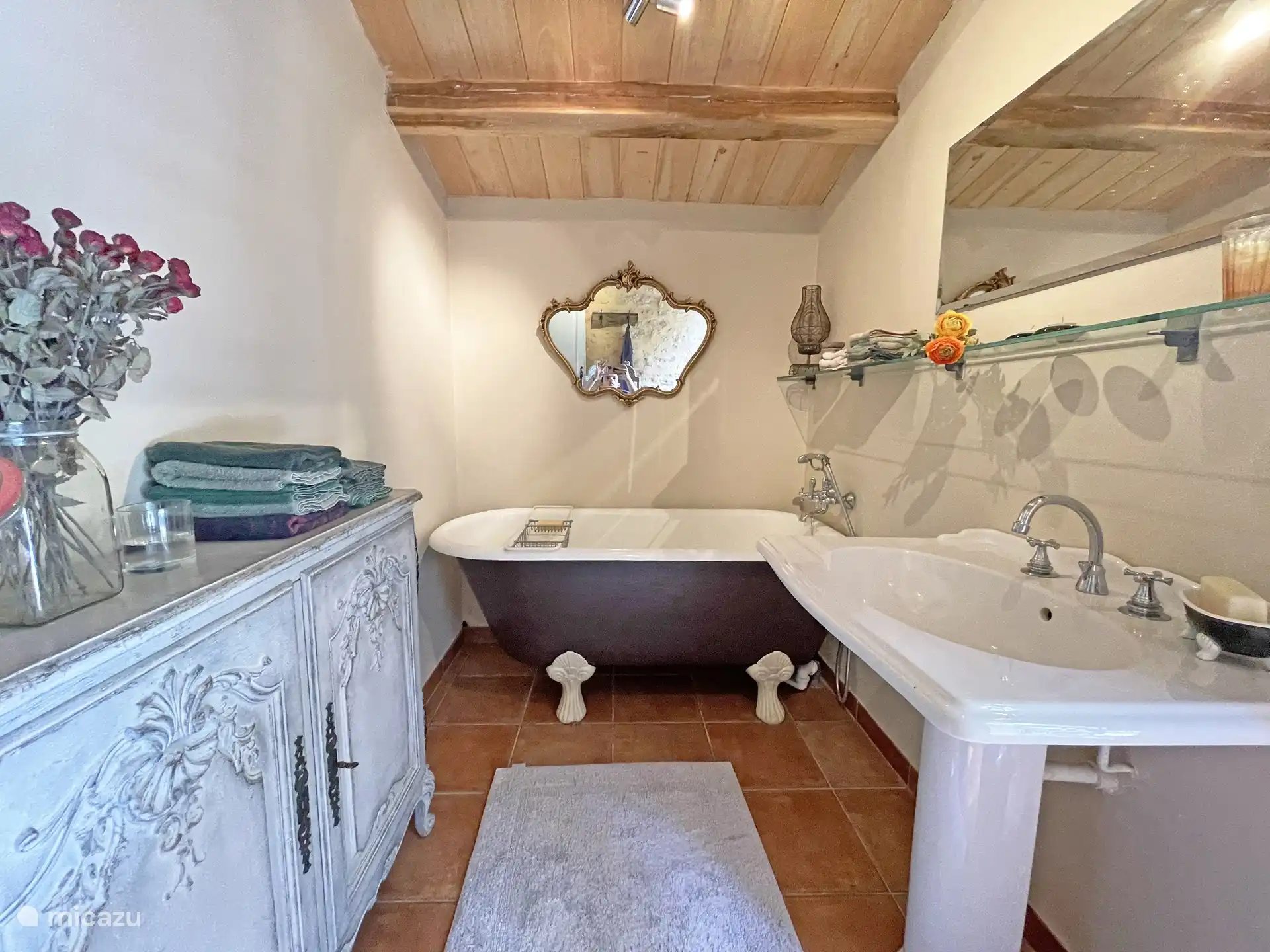 Badezimmer im Obergeschoss