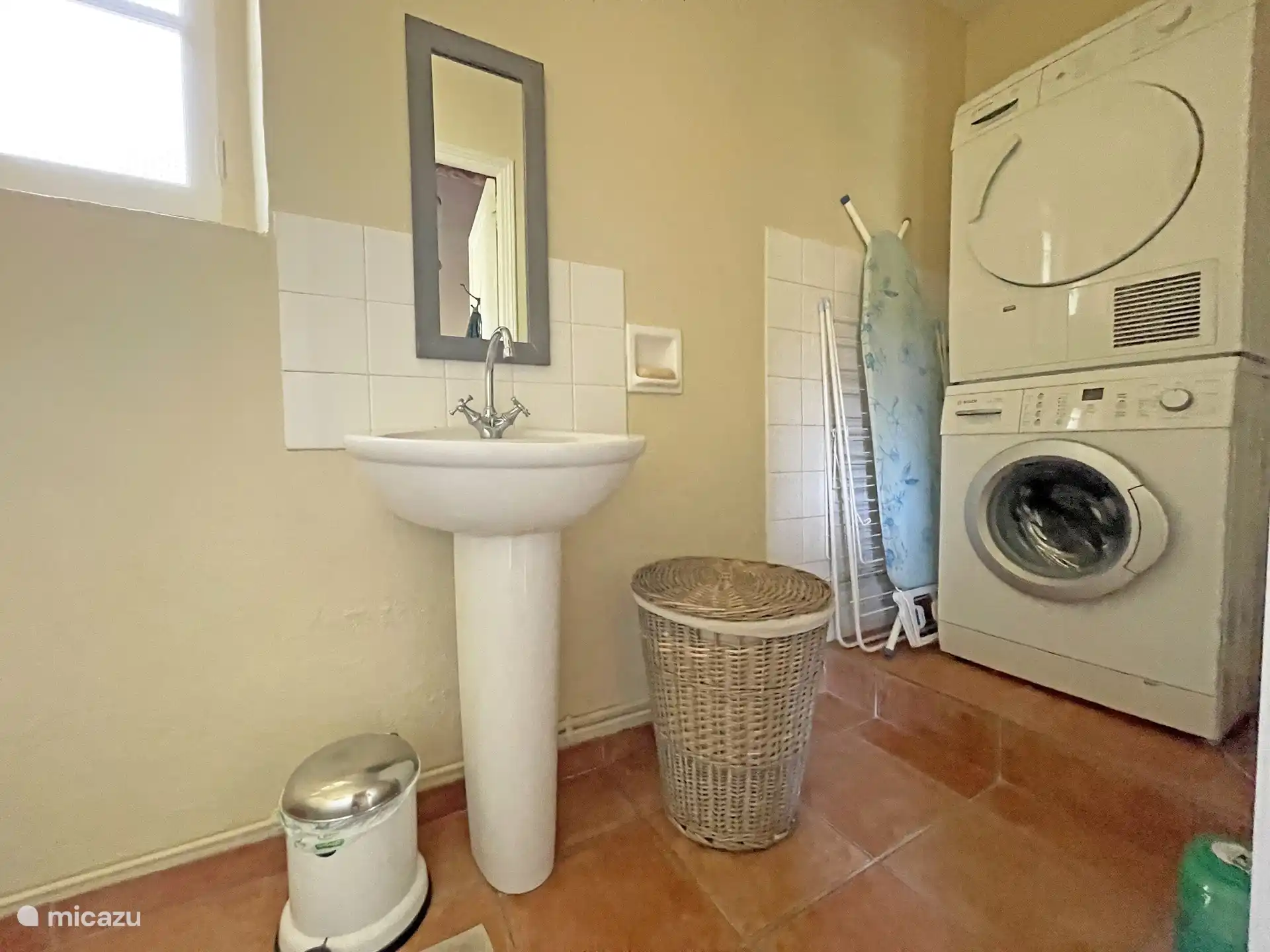 Waschküche und separates WC im Obergeschoss