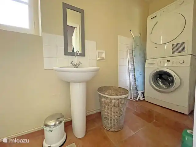L’Écrin champêtre | France, Dordogne, Paunat - maison de vacances Buanderie et WC indépendant à l'étage