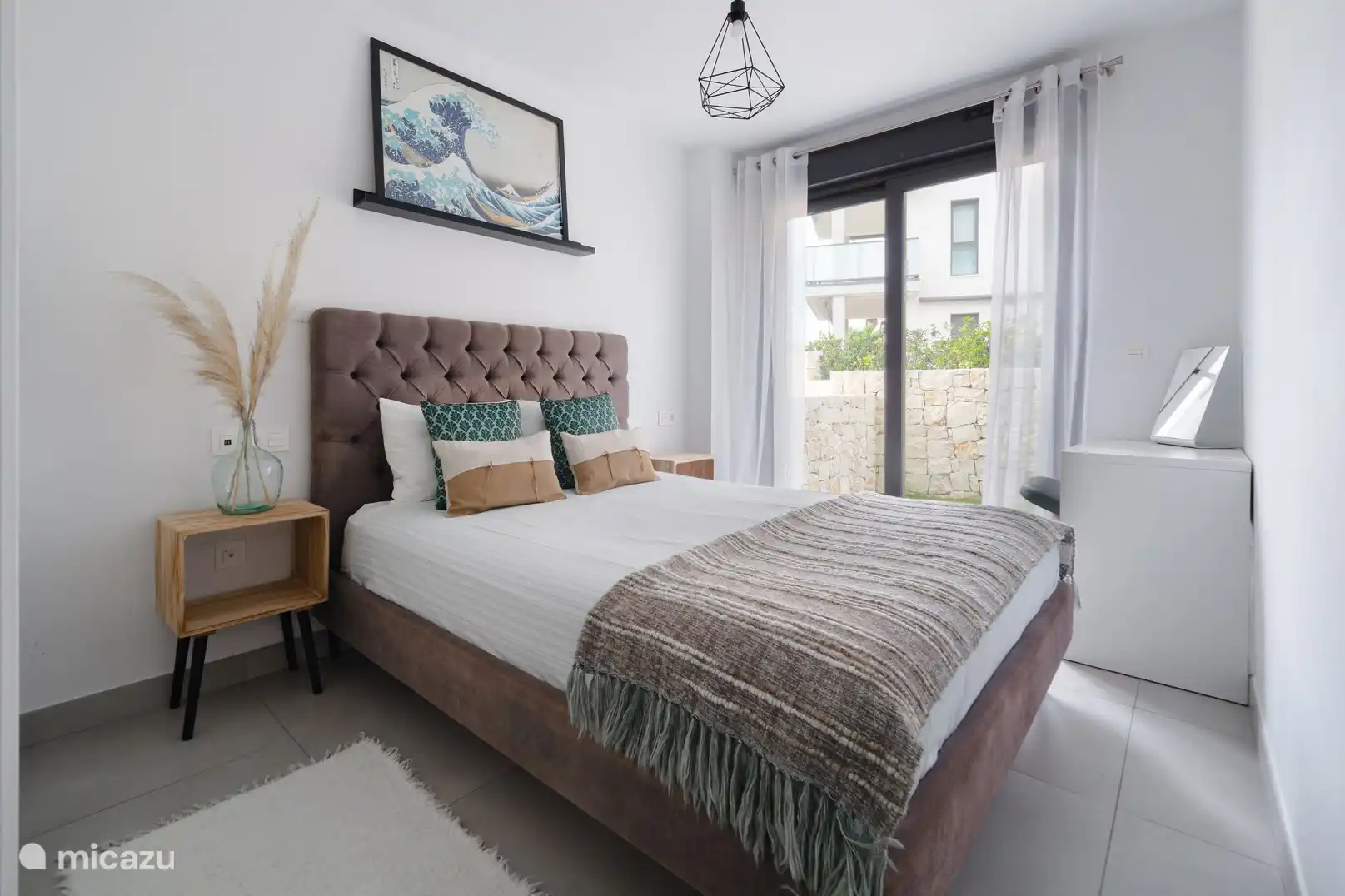 1. Schlafzimmer mit eigenem Bad