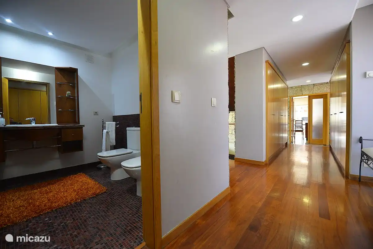 Chambre avec salle de bain