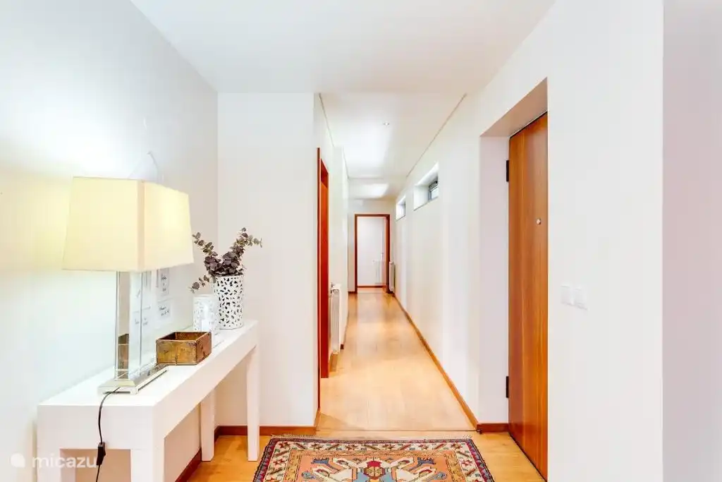 Flur mit Schlafzimmern