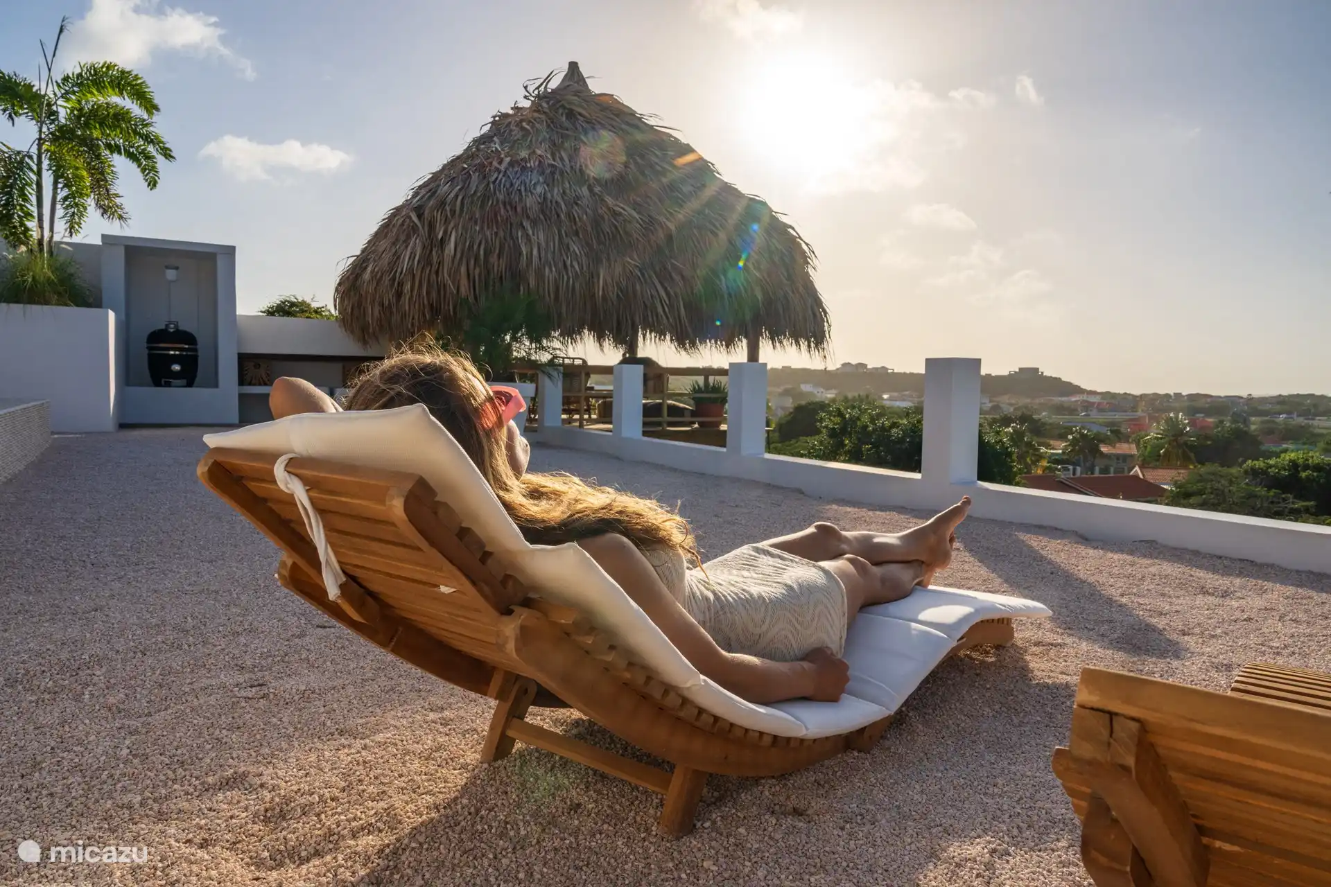 Faulenzen auf einer der Sonnenliegen