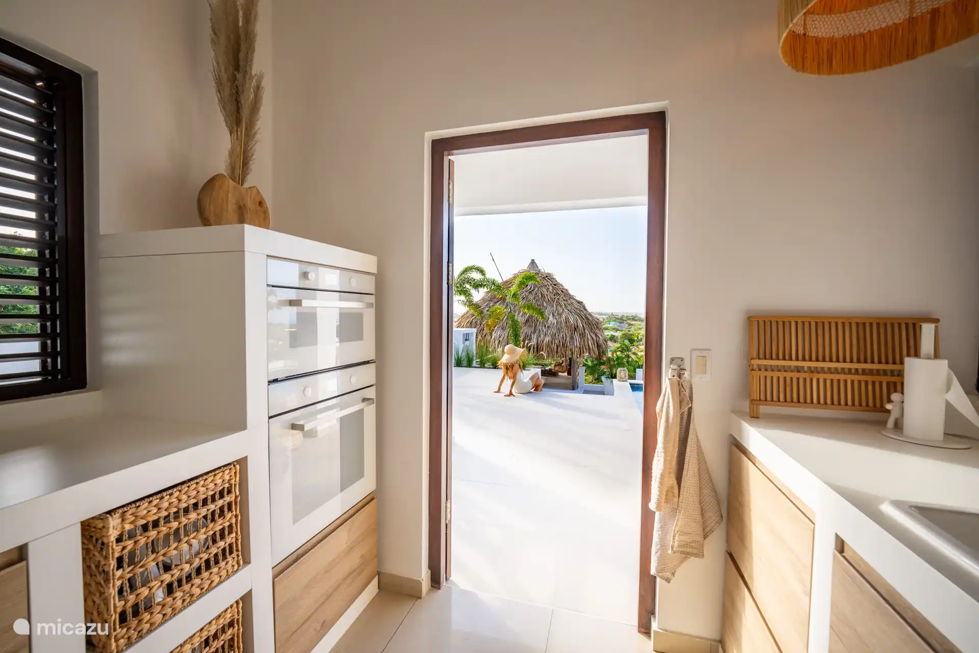 Küche mit Blick auf die Palapa