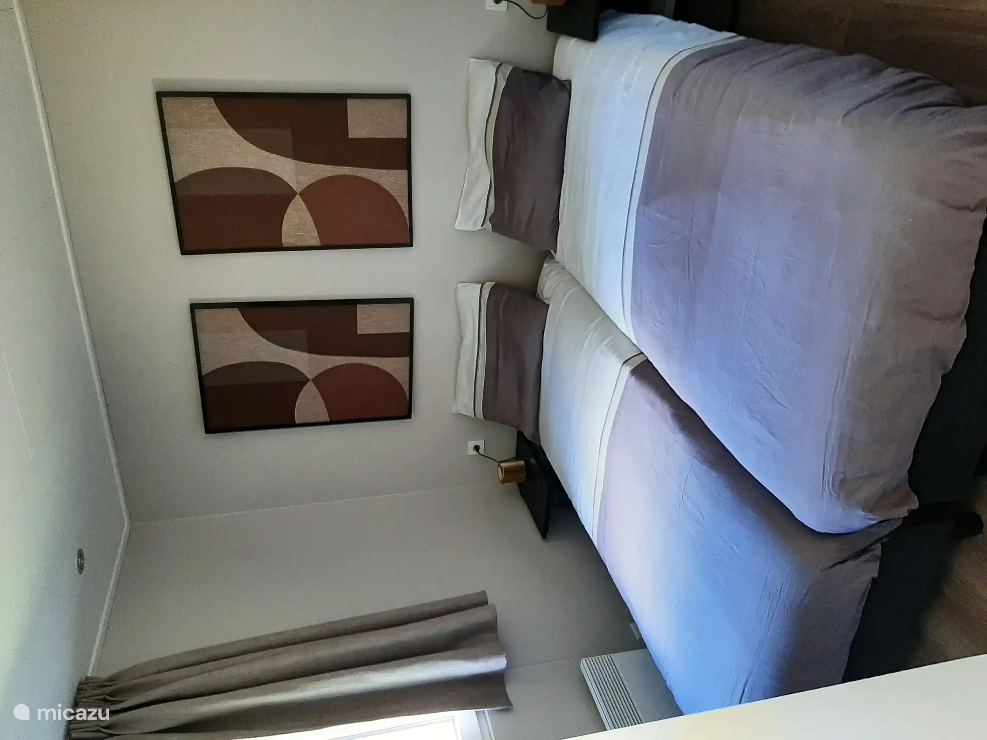 Slaapkamer met 2 bedden 80x200