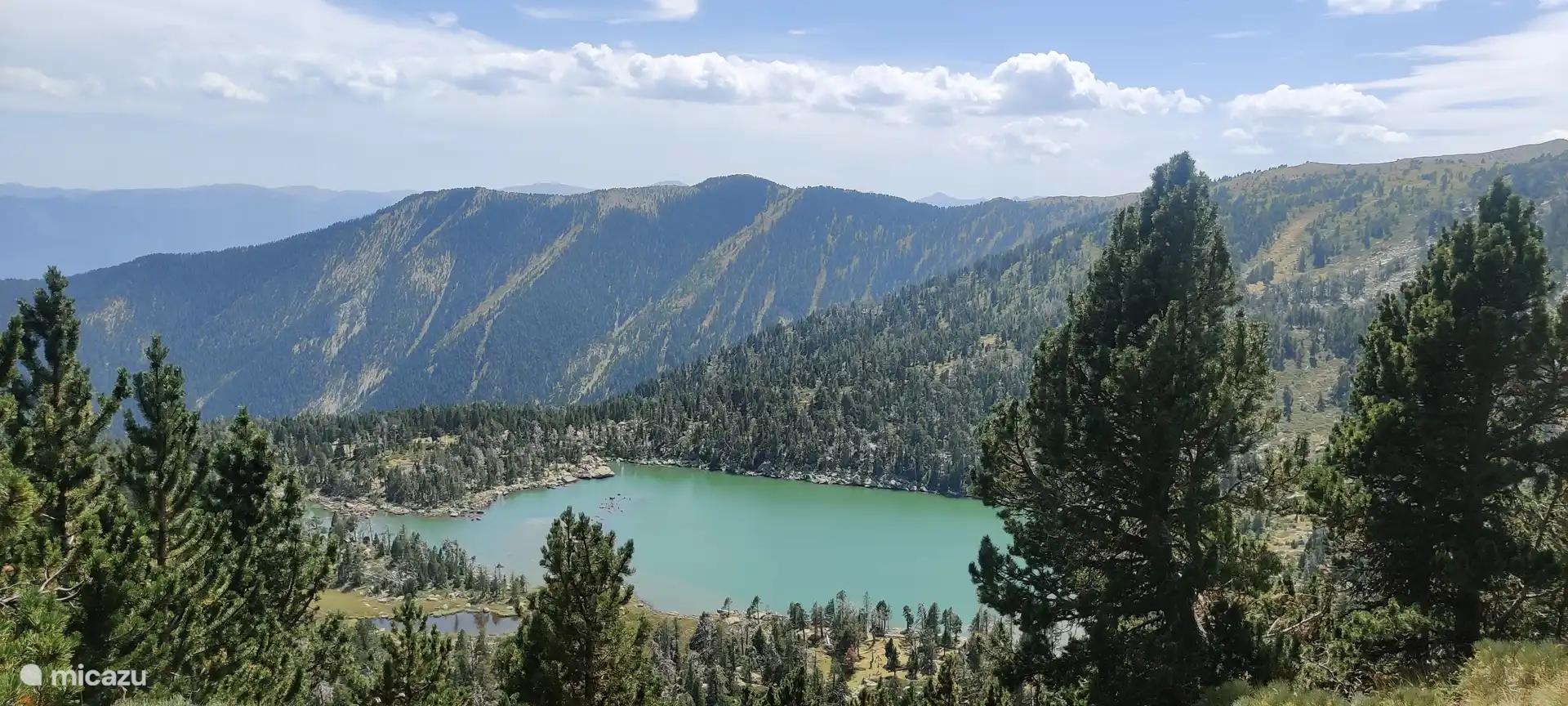 The Gorg Nègre, at hiking distance from Nohèdes