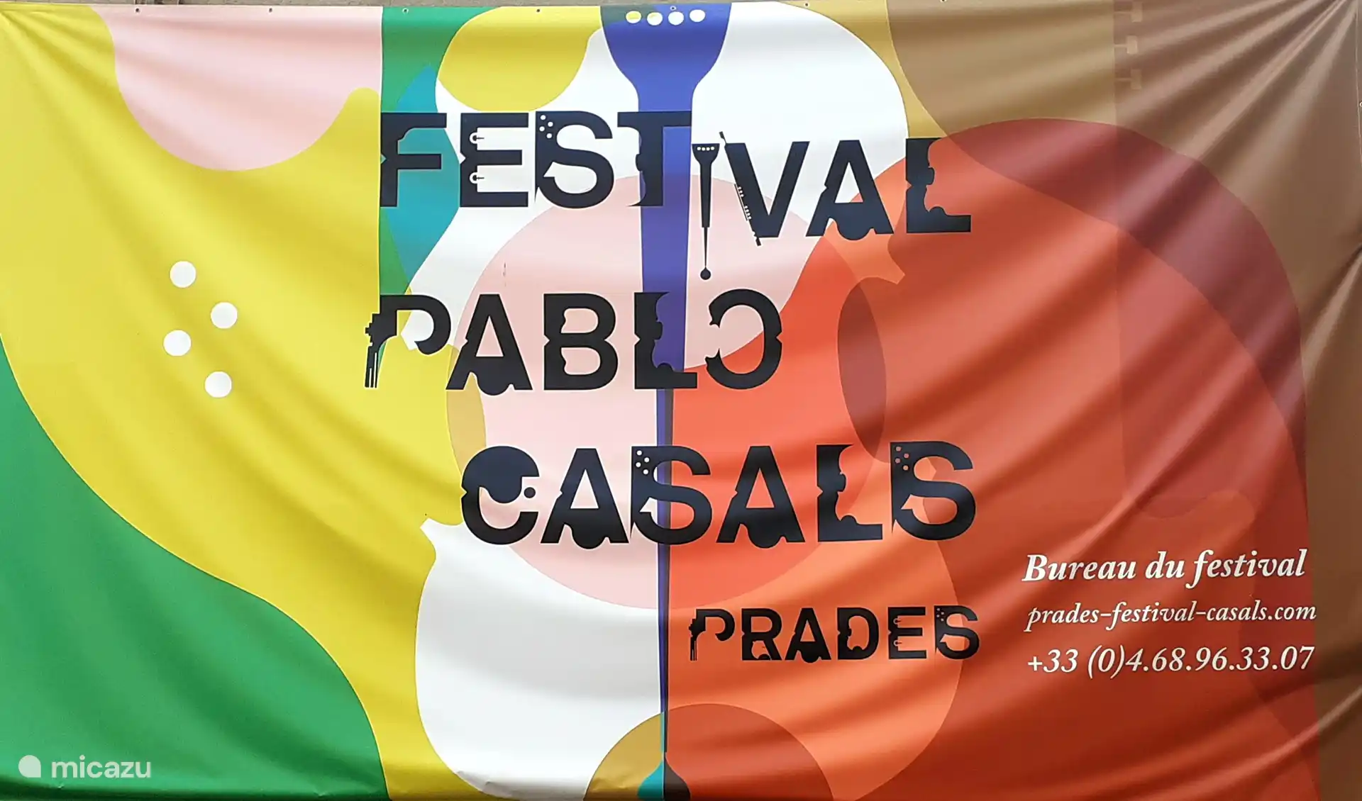 Het klassieke Festival Pablo Casals 
(jaarlijks eind Juli-begin Augustus)