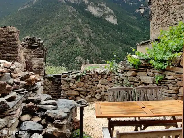 The Mountain Village Studio Nohèdes huren in Frankrijk, Pyrénées-Orientales, Nohèdes - studio Terras