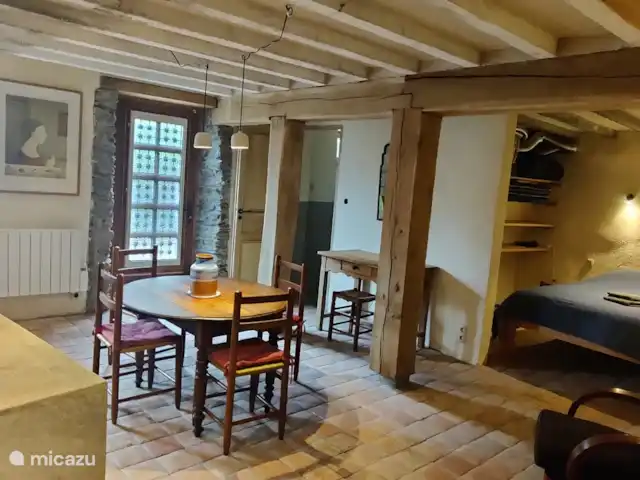 The Mountain Village Studio Nohèdes huren in Frankrijk, Pyrénées-Orientales, Nohèdes - studio De woonkamer
