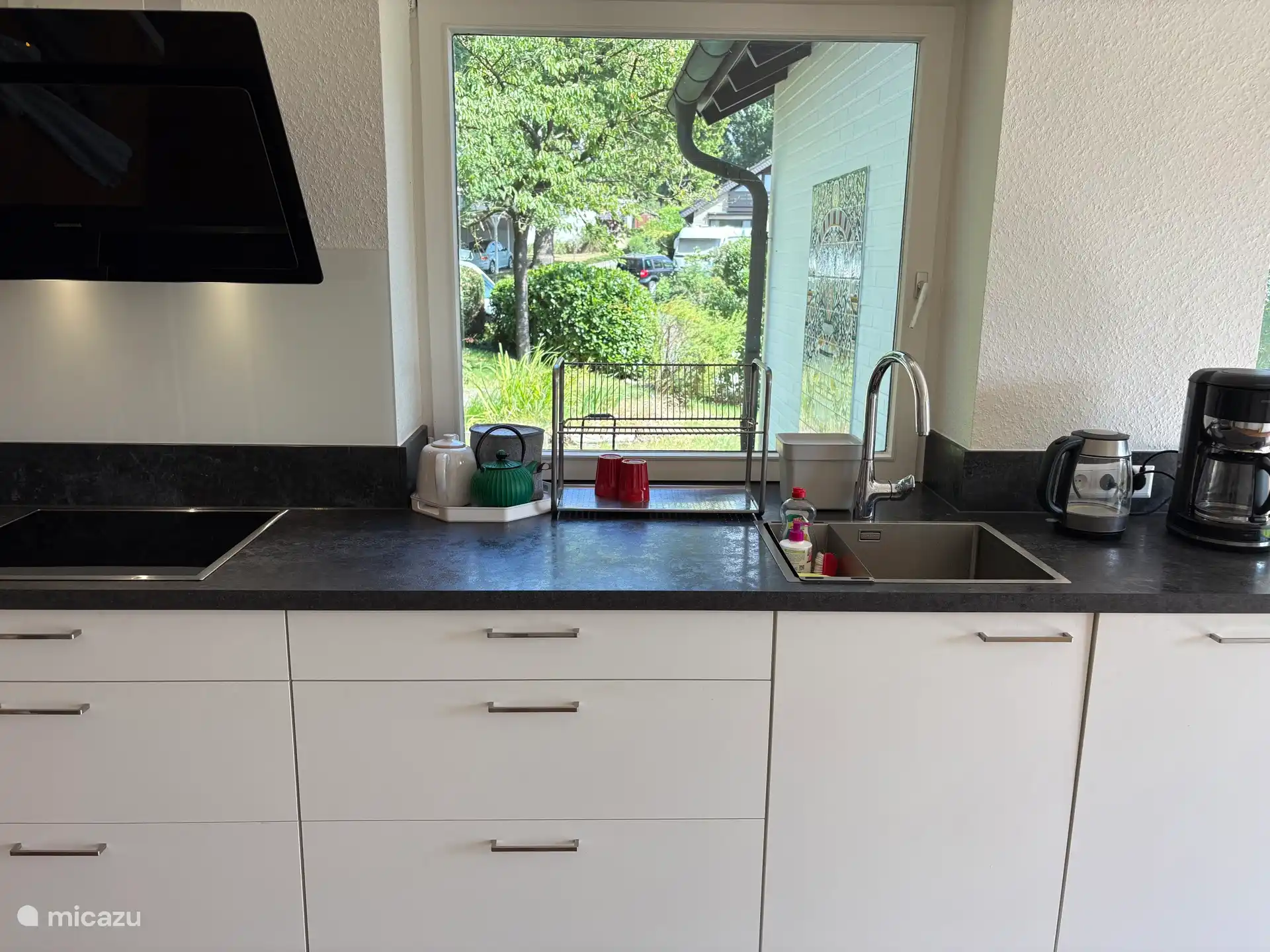 very complete kitchen