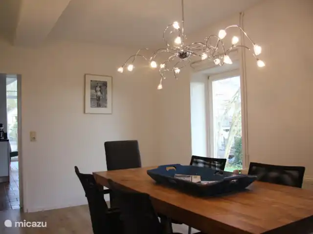 ONCE en Alemania, Baja Sajonia, Bad Bentheim - casa vacacional sala de juegos/biblioteca abajo