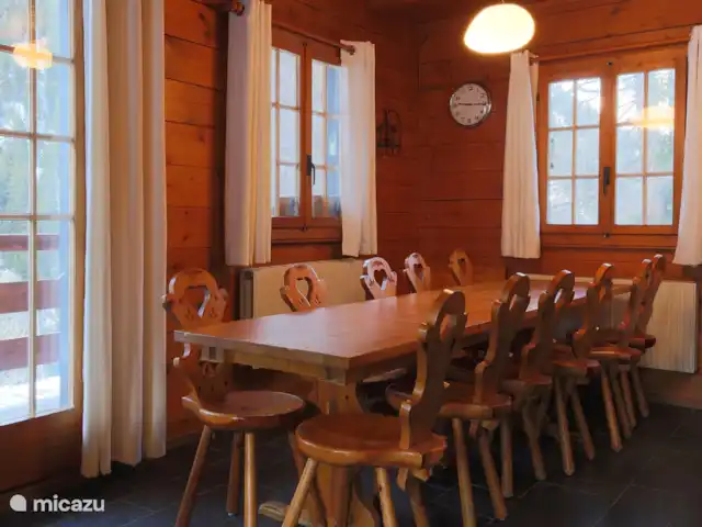 Zinalleke | Suisse, Valais, Ayer - chalet partie supérieure du coin repas