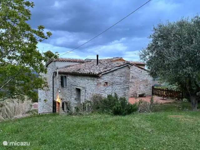 Villa Le Tolfé | Italie, Marche, Arcevia - maison de vacances Derrière la maison