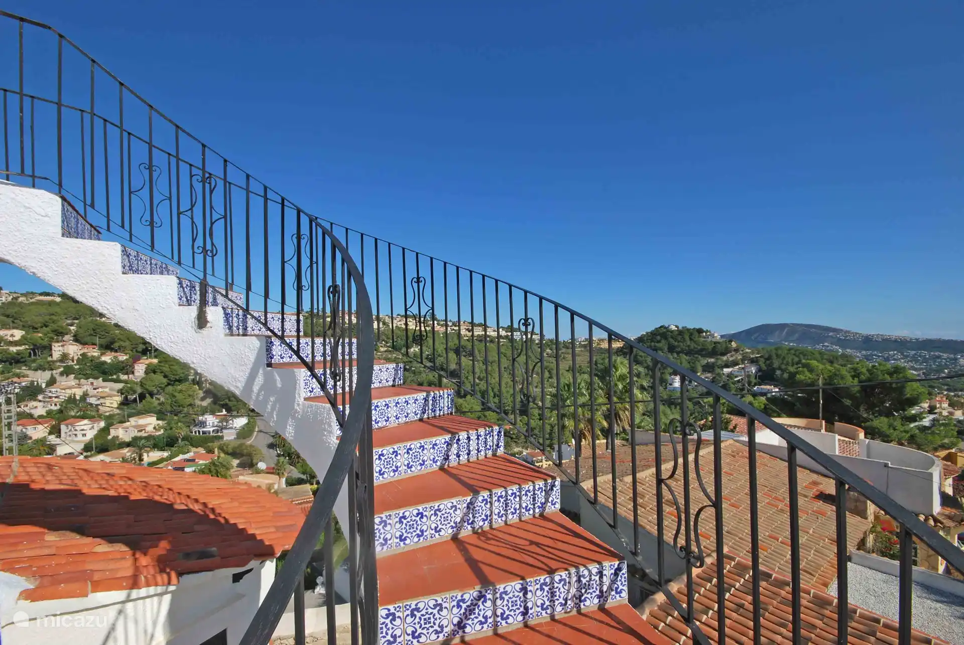 external stairs to sun terrace on the roof