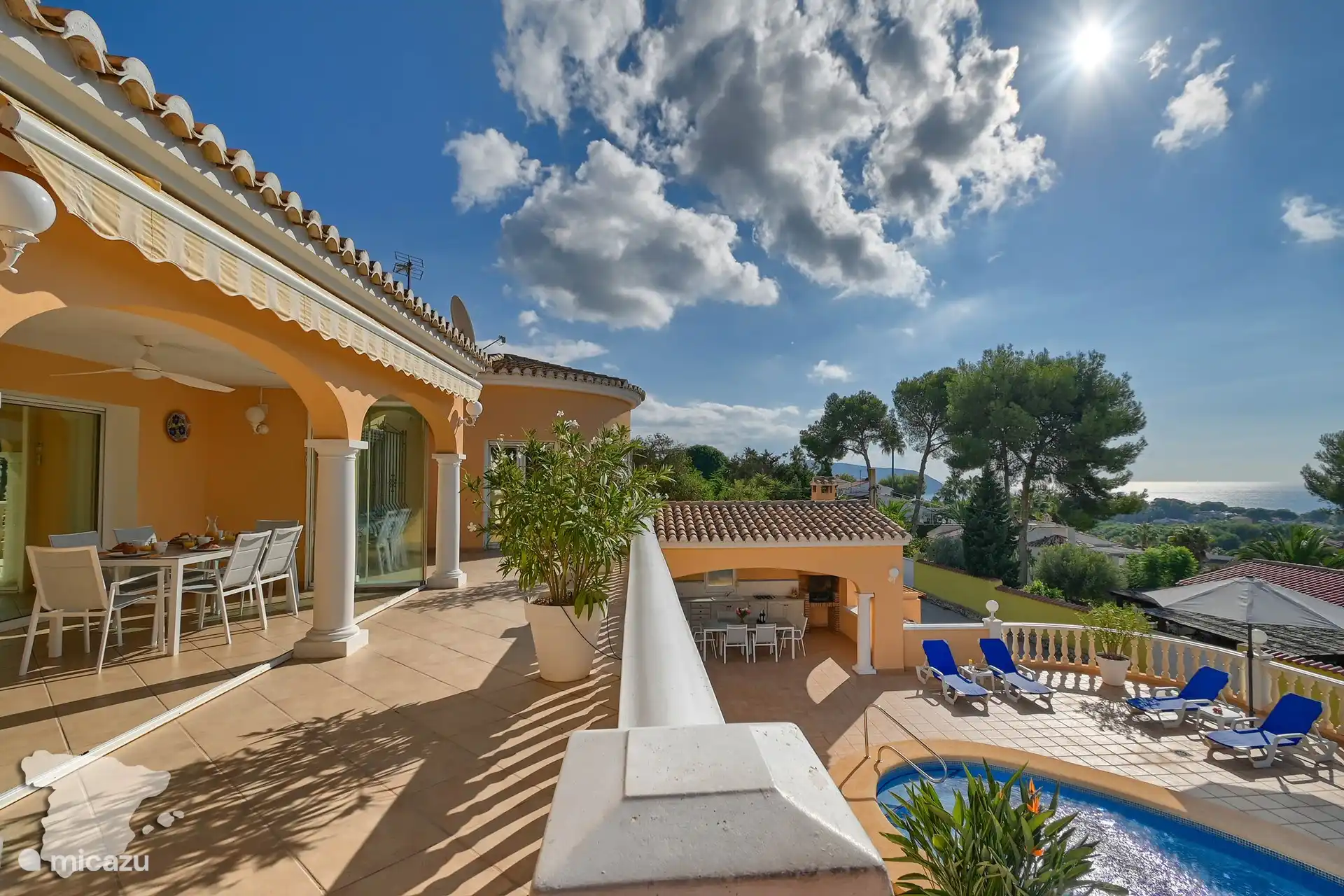 Terrasse couverte du séjour