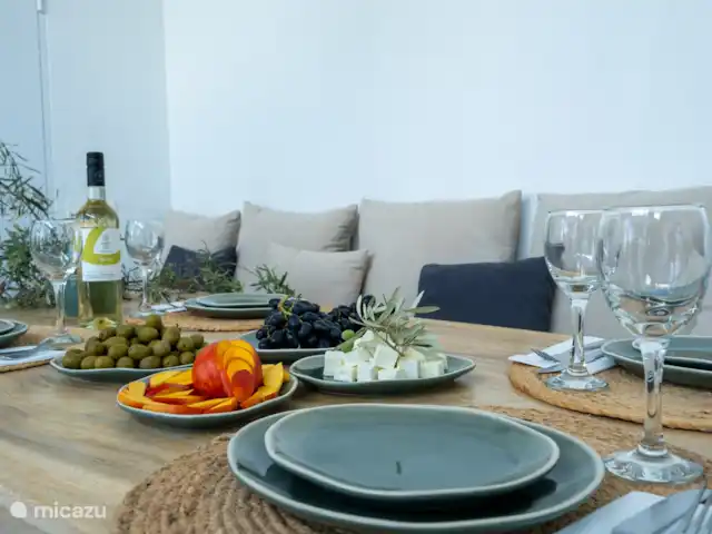 Villa Euforia en Grecia, Gracia Central, Pogonia - villa Mesa de comedor con comida