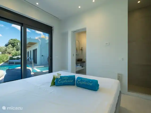 Villa Euforia en Grecia, Gracia Central, Pogonia - villa Habitación con WC y ducha.