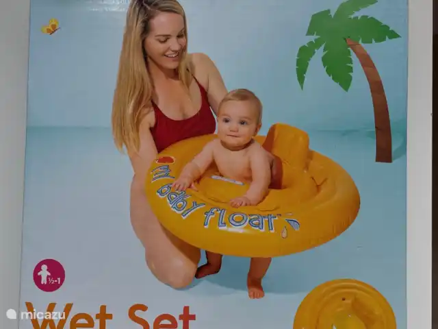 Location de Vacances Espagne, Costa Blanca, Monte Pego, villa - Casa Bellavista 515 Profitez de la piscine et de la mer avec ce flotteur pour bébé !