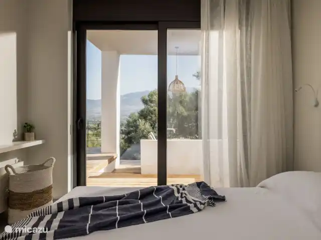 villa huren in Griekenland, Centraal Griekenland, Paleros – Villa Theresa Hoofdslaapkamer