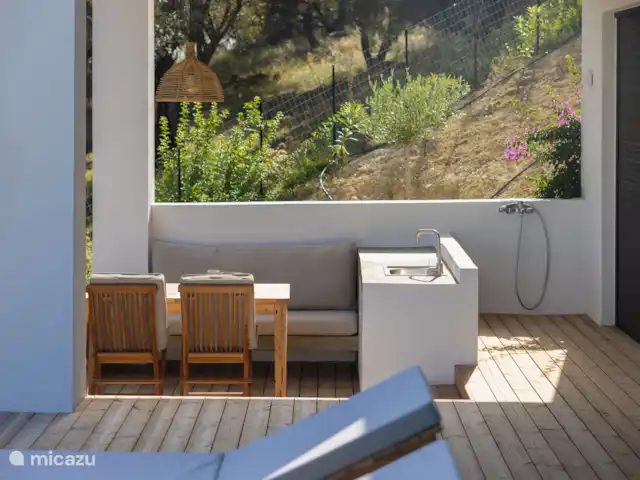 villa huren in Griekenland, Centraal Griekenland, Paleros – Villa Theresa Schaduwrijke eethoek