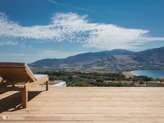 Villa Nea Gi en Grecia, Gracia Central, Pogonia - villa Área exterior cubierta y vista.