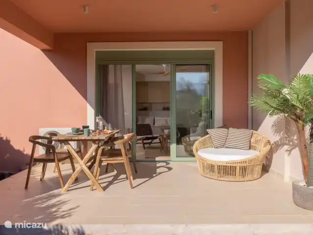 Nid Ionien  | Grèce, Grèce centrale, Pogonia - studio Salon/salle à manger extérieur