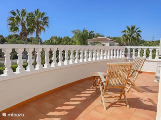 Villa Tordanxa | Espagne, Costa Blanca, Jávea - maison de vacances Terrasse devant la villa avec vue sur le jardin.