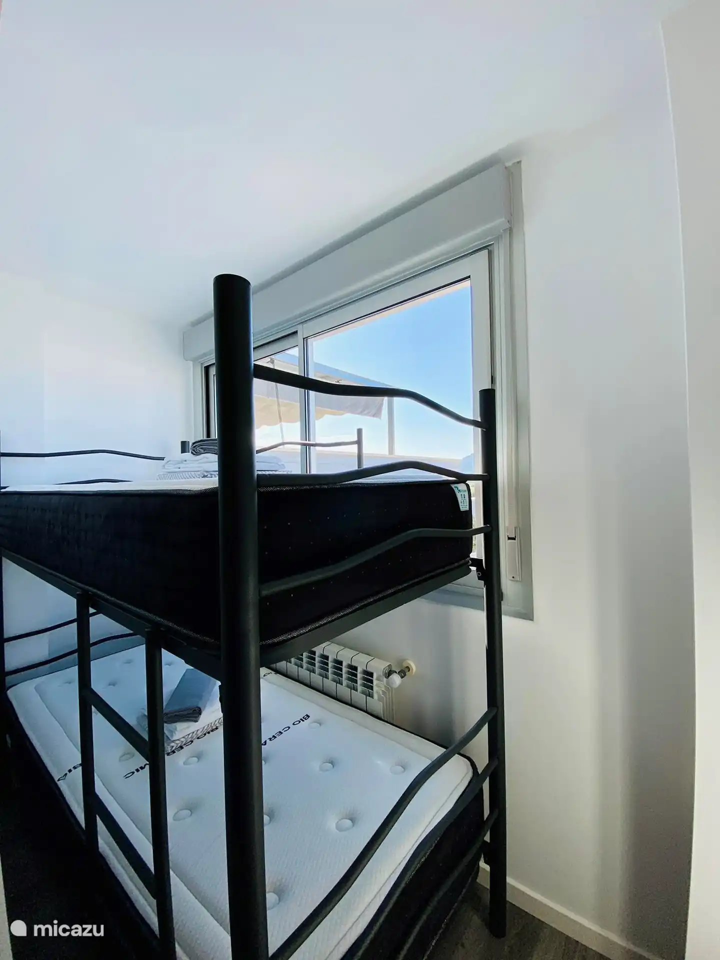 Chambre 4 avec lits superposés à l'étage. 