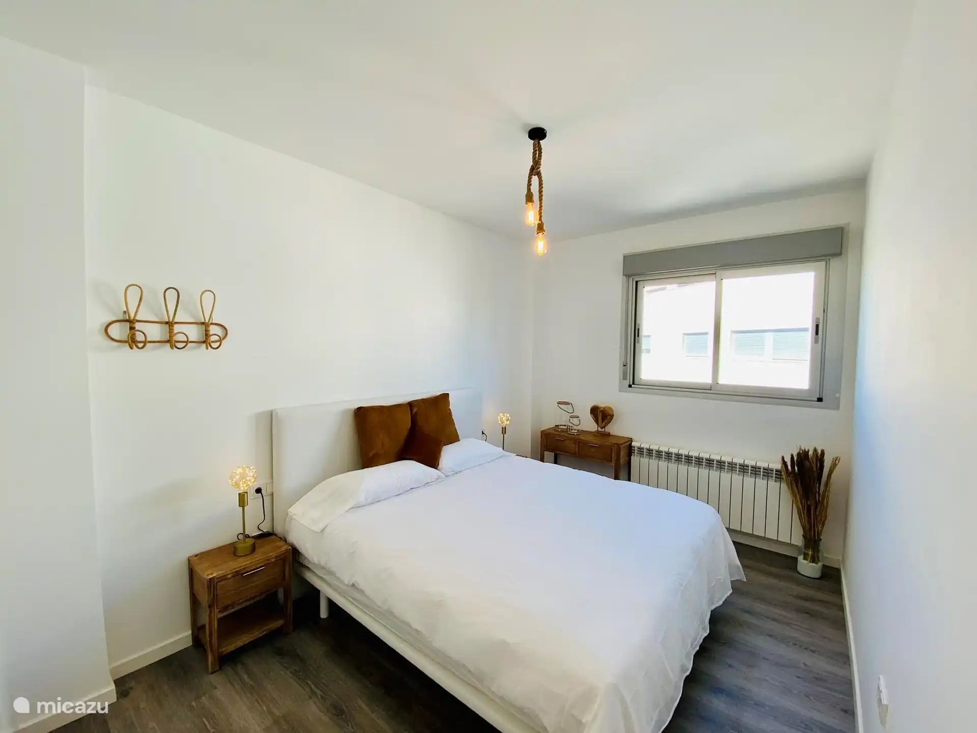 Chambre des maîtres au rez-de-chaussée. 