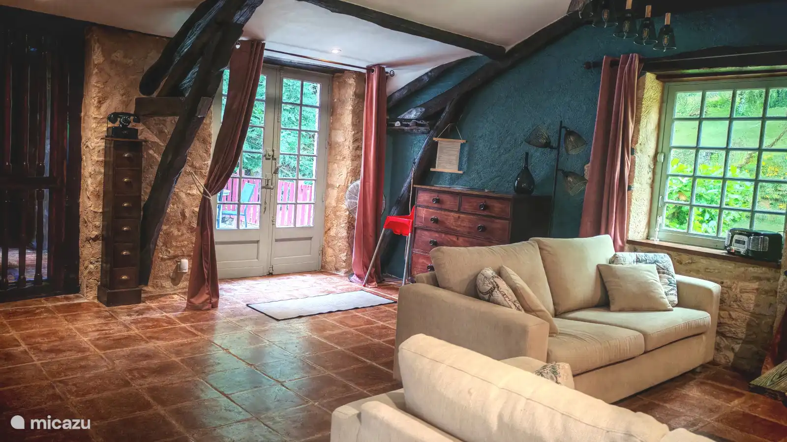 Wohnraum Ferienhaus Le Pigeonnier in Urval Dordogne