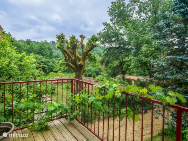 gîte / cottage huren in Frankrijk, Dordogne, Urval – Gite Le Pigeonnier Perigord Noir Uitzicht vanaf balkon/terras