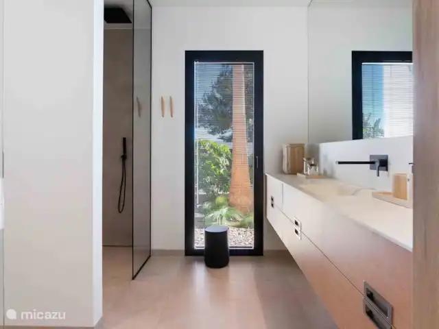 Location de Vacances Espagne, Costa Blanca, Orihuela, villa - Villa Mimosa II Salle de bain attenante