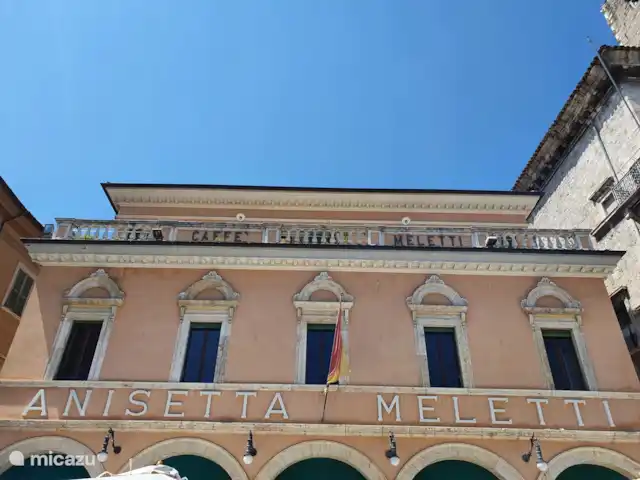 vakantiehuis huren in Italië, Marche, Tolentino – La Serenissima Caffè Meletti in Ascoli Piceno