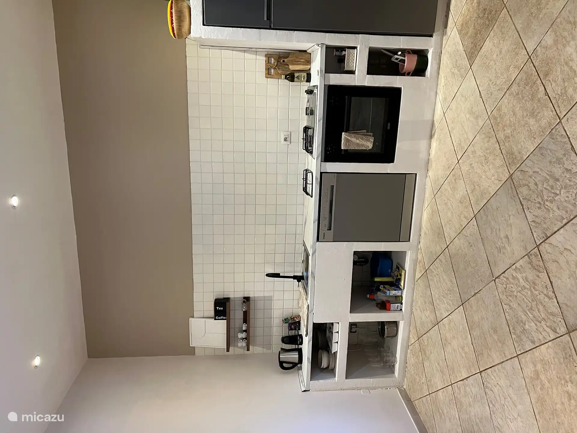 Die Küche wurde gerade neu im Haus eingebaut und ist komplett ausgestattet.