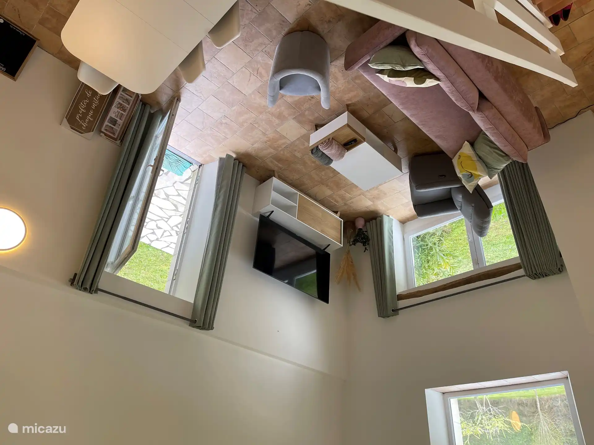 Blick auf die neue Sitzecke Gite 3 