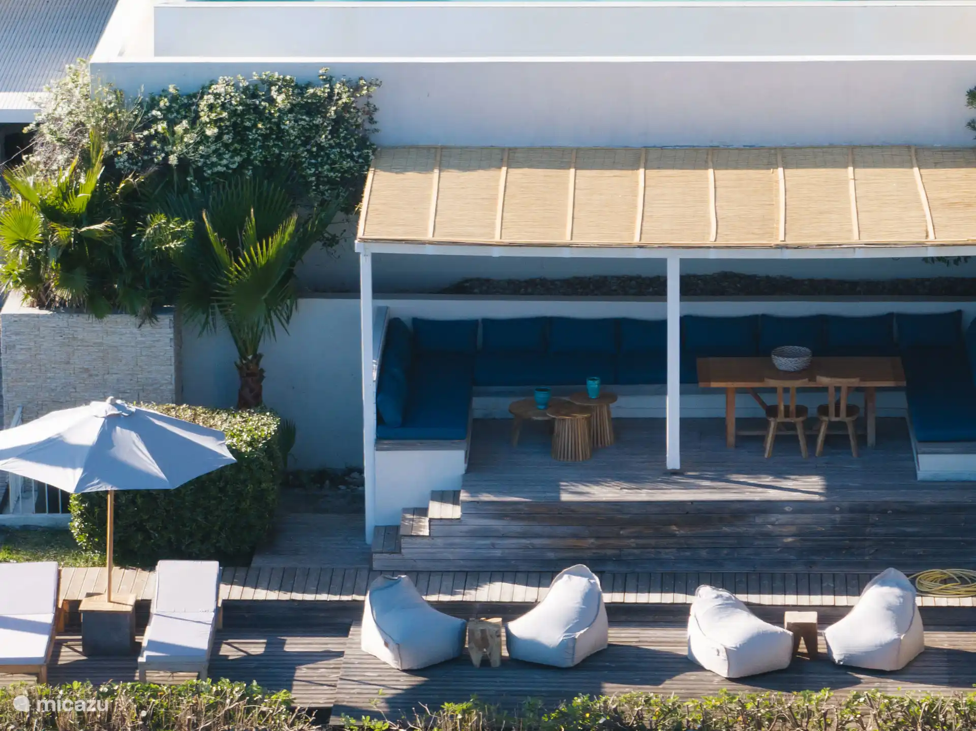 Outdoor seating area