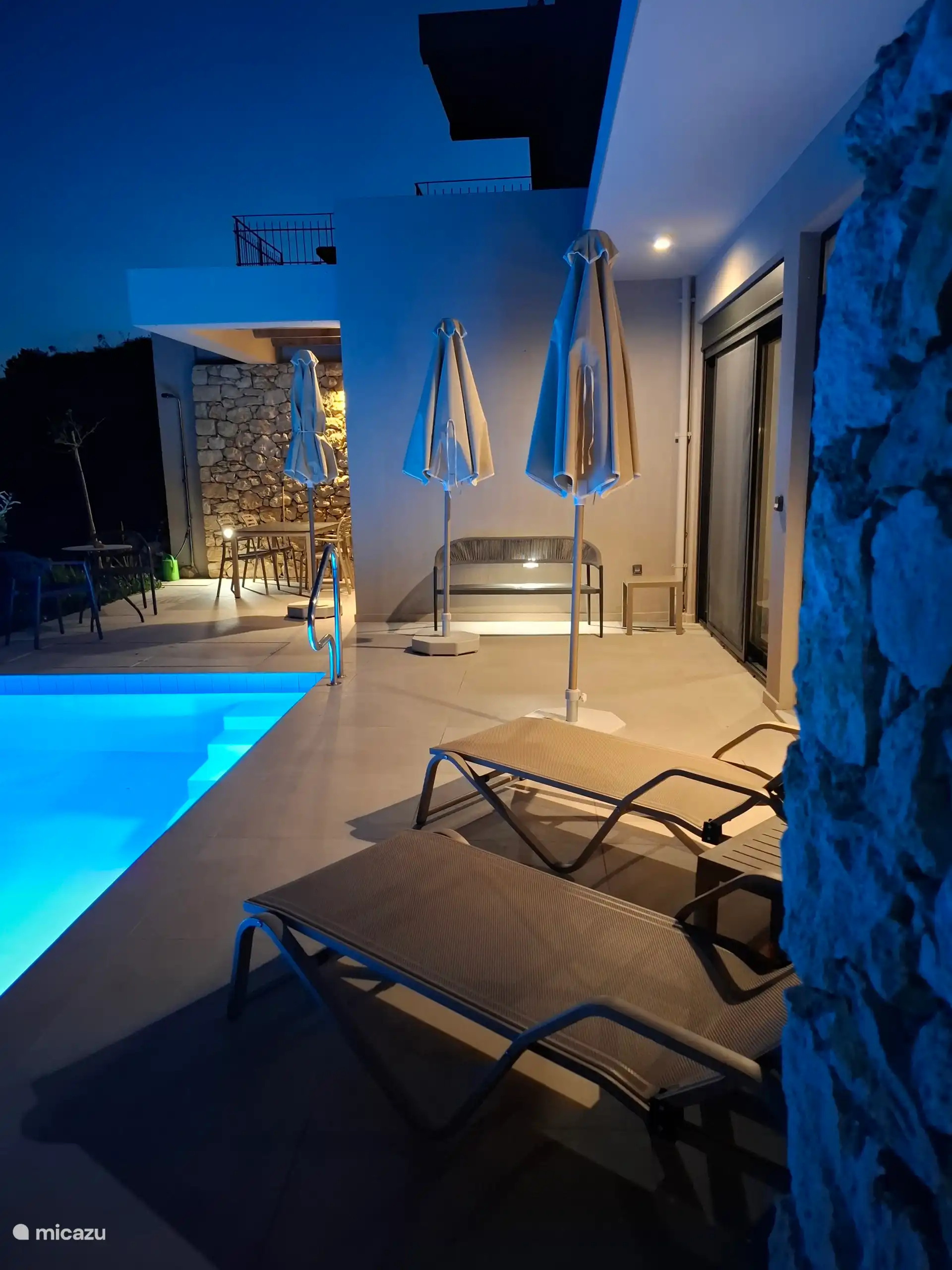 Die Terrasse am Abend