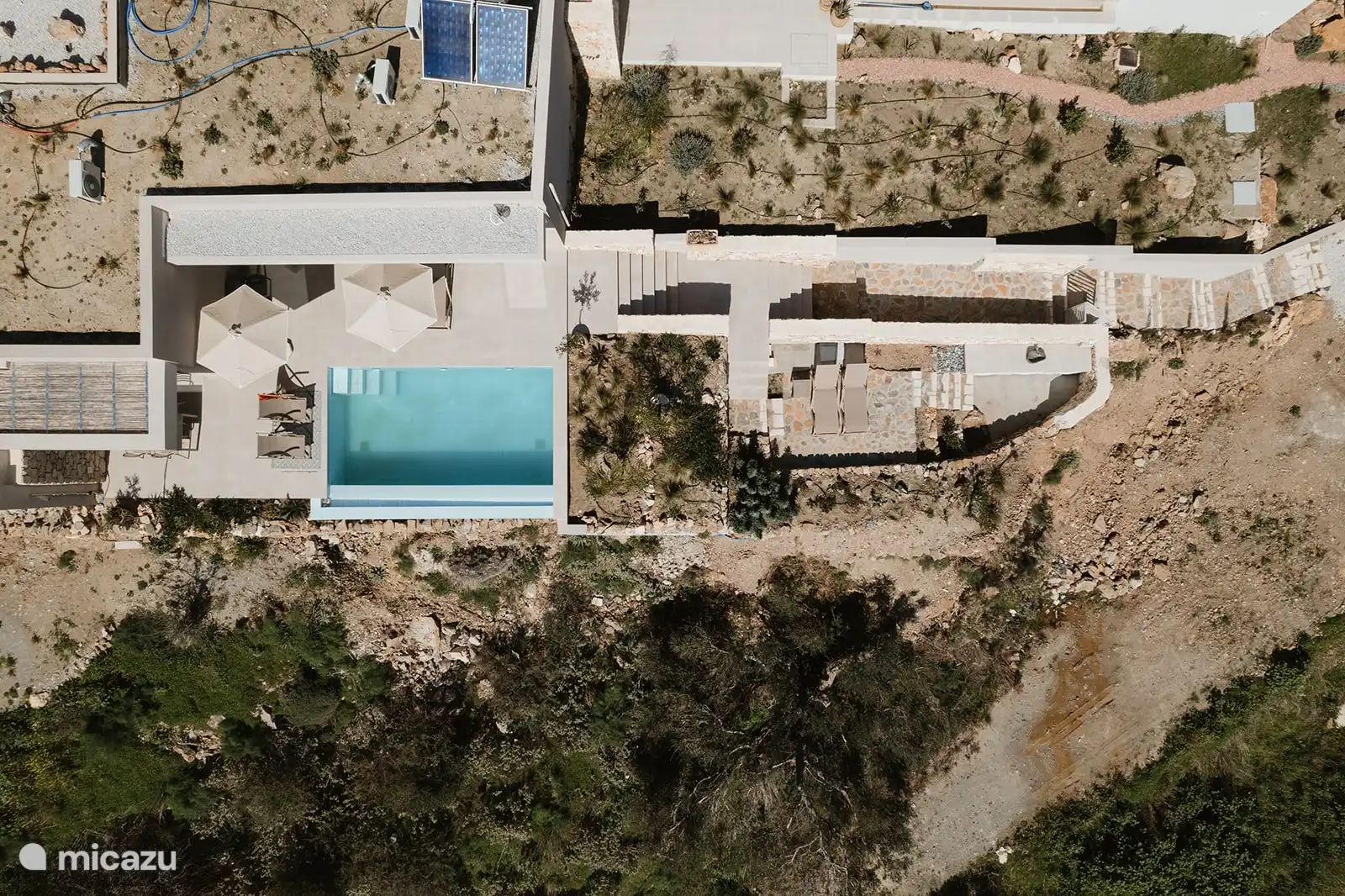 Die Villa von oben gesehen