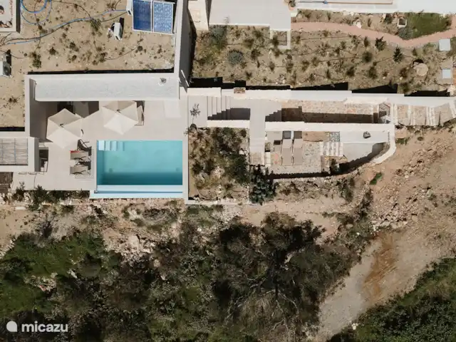 Villa Kari huren in Griekenland, Kreta, Mariou - villa De villa van bovenaf gezien