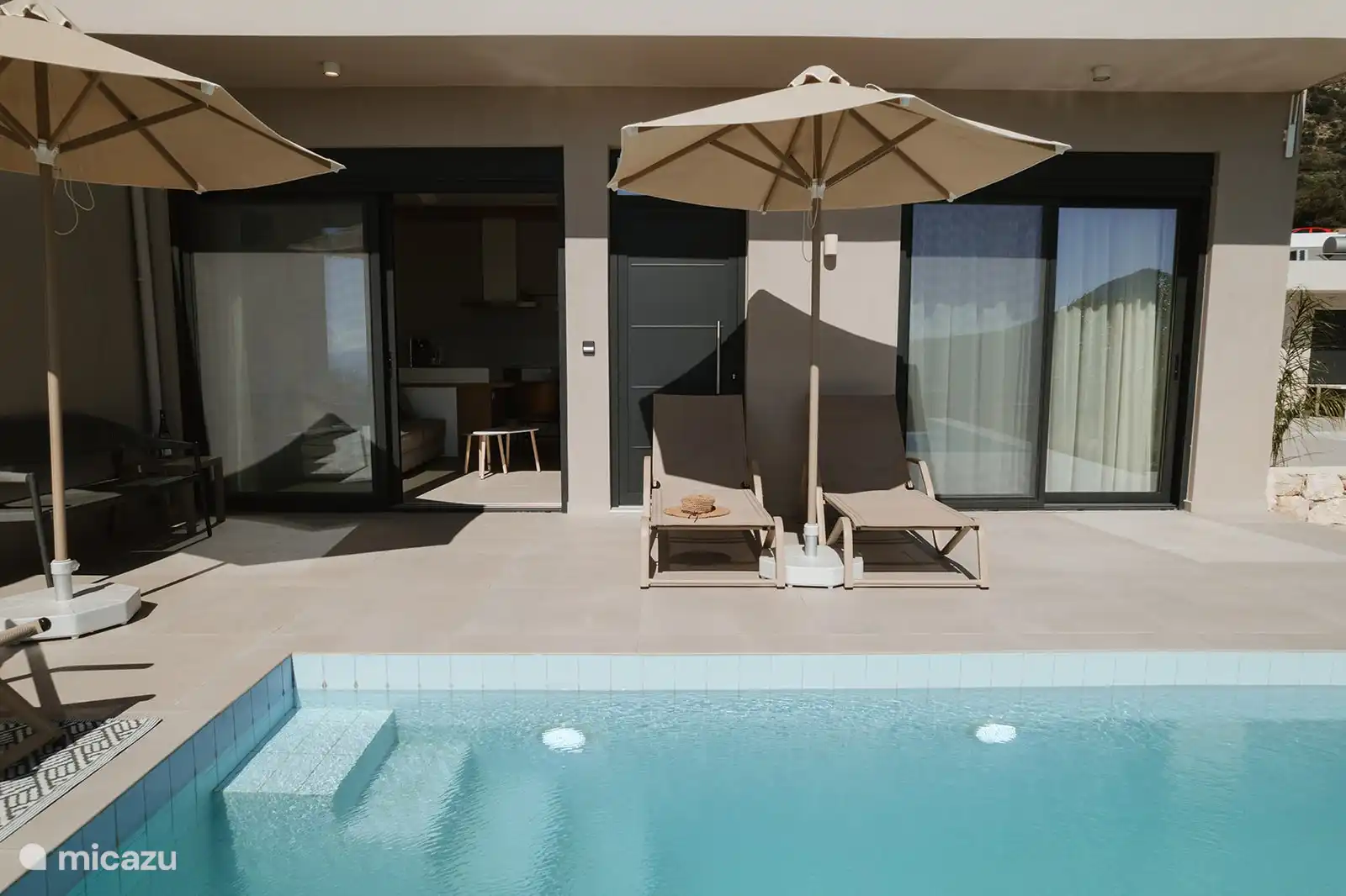 Direkt vom Wohnzimmer auf die Terrasse