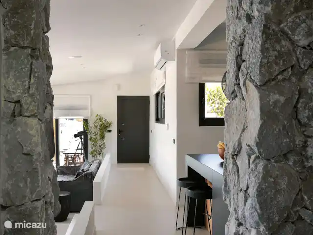 Villa Iris  en Grecia, Gracia Central, Paleros - villa Corredor principal de la villa