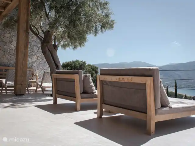 Villa Iris  en Grecia, Gracia Central, Paleros - villa Balcón de la villa principal