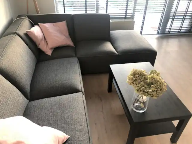 Huske Pompbled huren in Nederland, Friesland, Lemmer - geschakelde woning Hoekbank