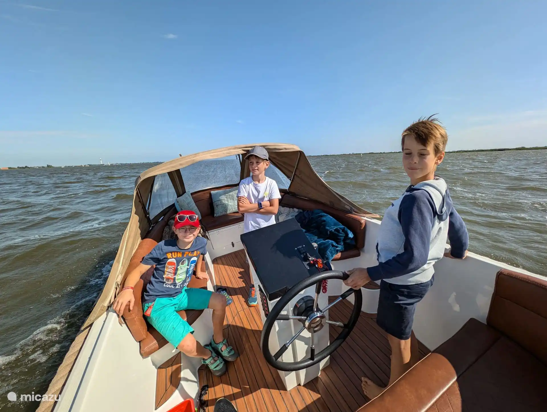 Bootfahren ist auch mit Kindern ein tolles Erlebnis.