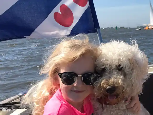 Huske Pompbled huren in Nederland, Friesland, Lemmer - geschakelde woning je hondje mag mee op de boot