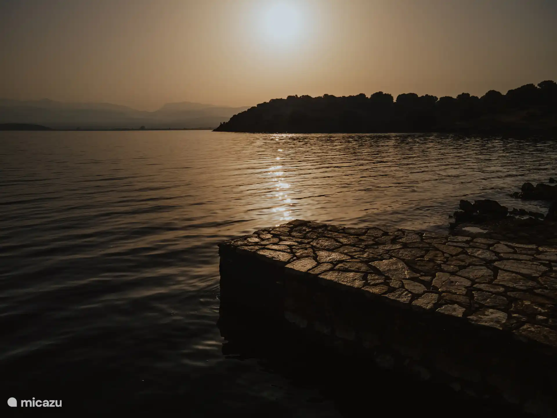 Villa Amalia seafront sunset view