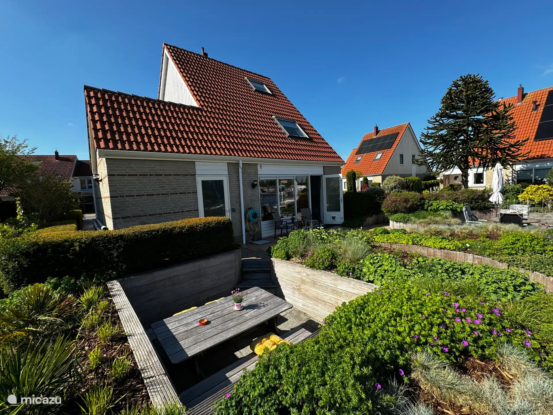 Maison détachée sur l’eau