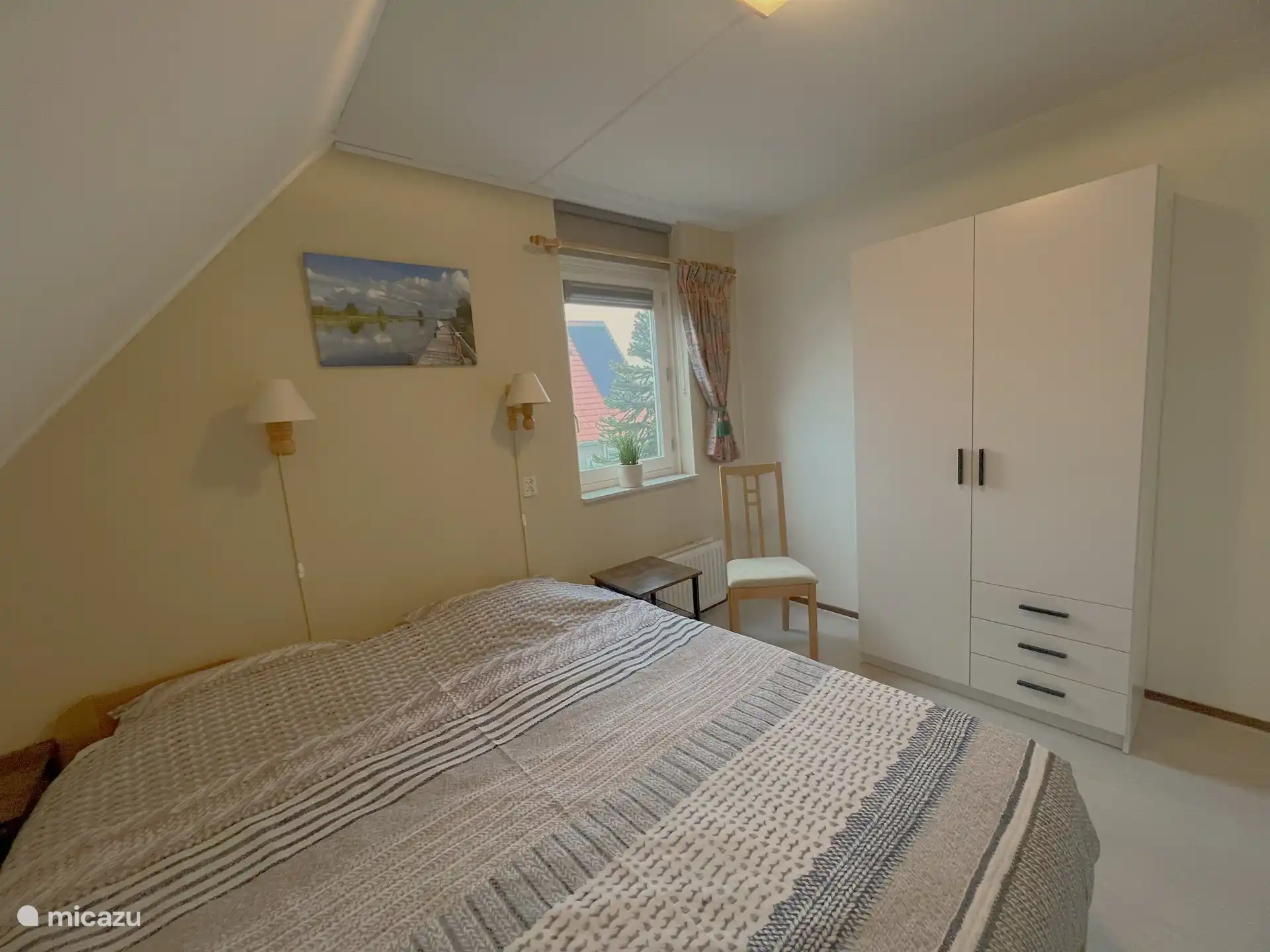 chambre avec lit double