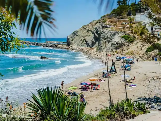 Villa Melizo en España, Costa Blanca, El Campello - villa Bahía en Venta Lanuza - El Campello