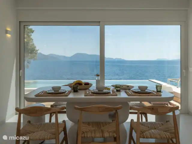 Villa Mia Terra  | Grèce, Grèce centrale, Pogonia - villa Vue de la table à manger et des portes vitrées
